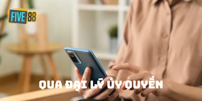 Liên hệ thông qua đại lý ủy quyền cũng là cách mà người chơi có thể cân nhắc