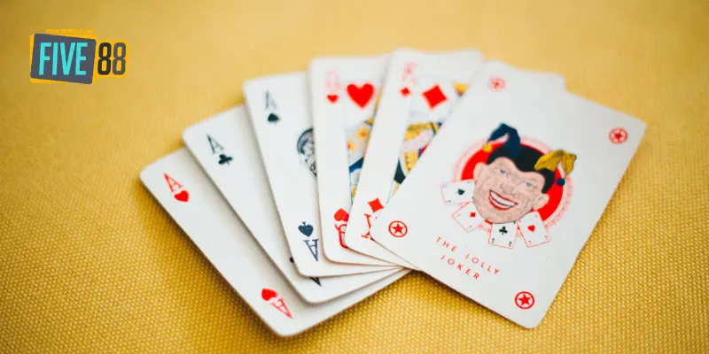 Thứ tự hoạt động của các lá bài